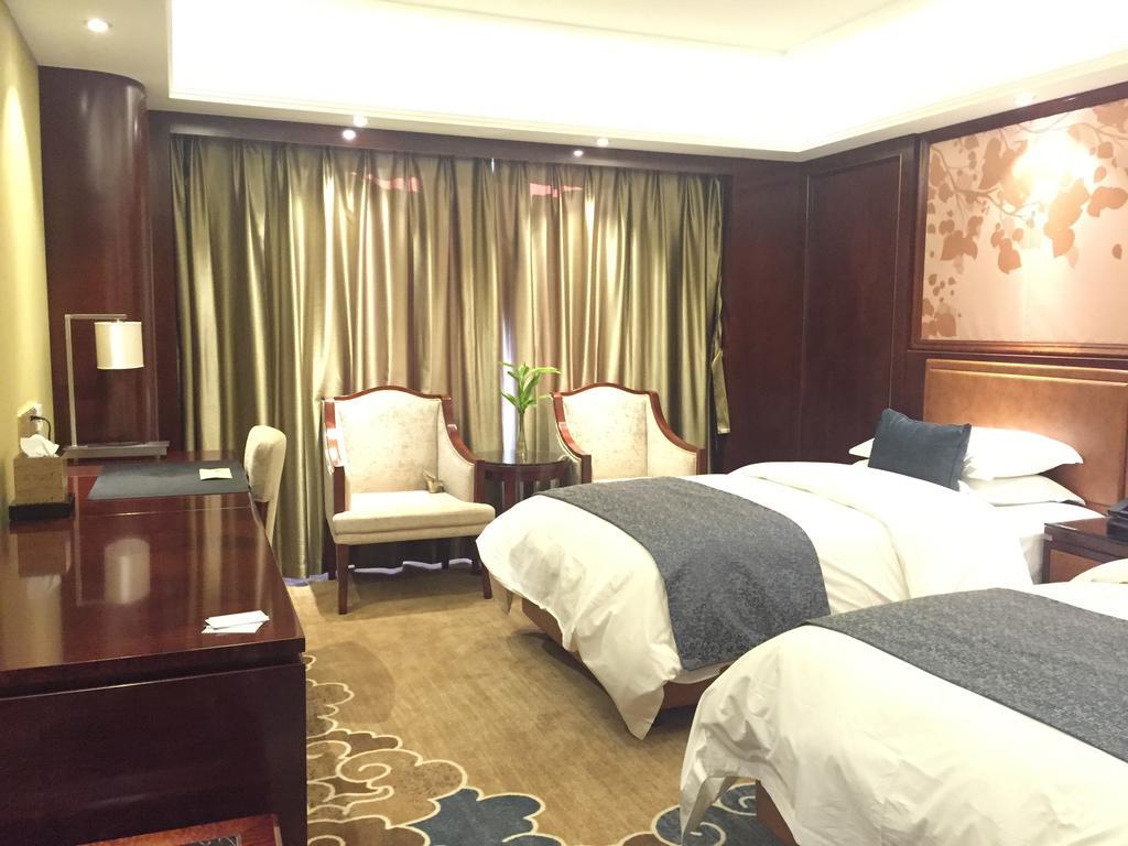 Jinling Mingdu Hotel Чанчжоу Экстерьер фото